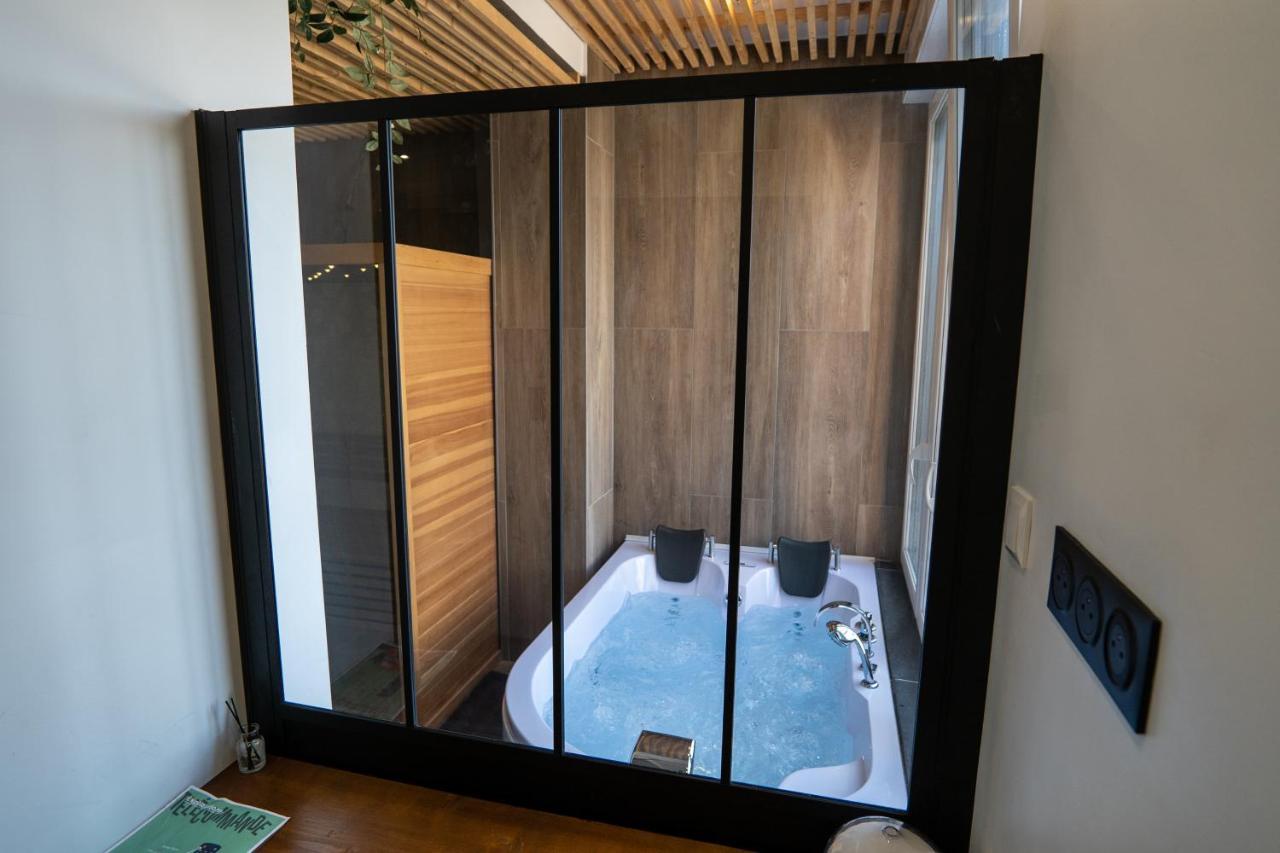 Capsule Wellness - Sauna - Balneo - Machine De Sport Privatif - Ps5 - 2 Chambres Valenciennes Zewnętrze zdjęcie
